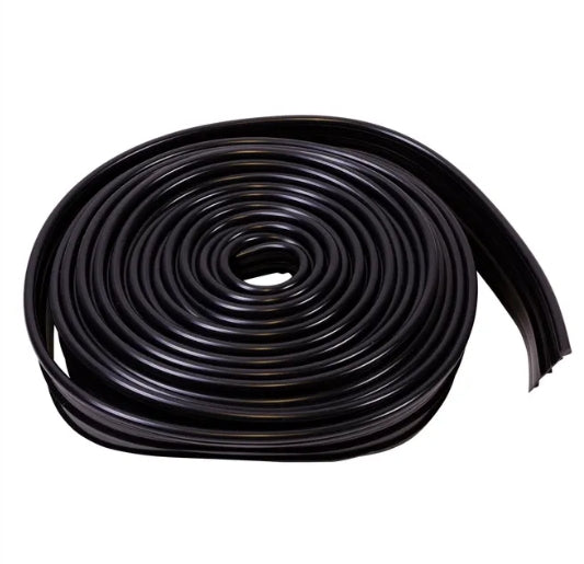 FENDER BEADING BLACK, 8MTR ROLL - Beetle 1950 to 1979