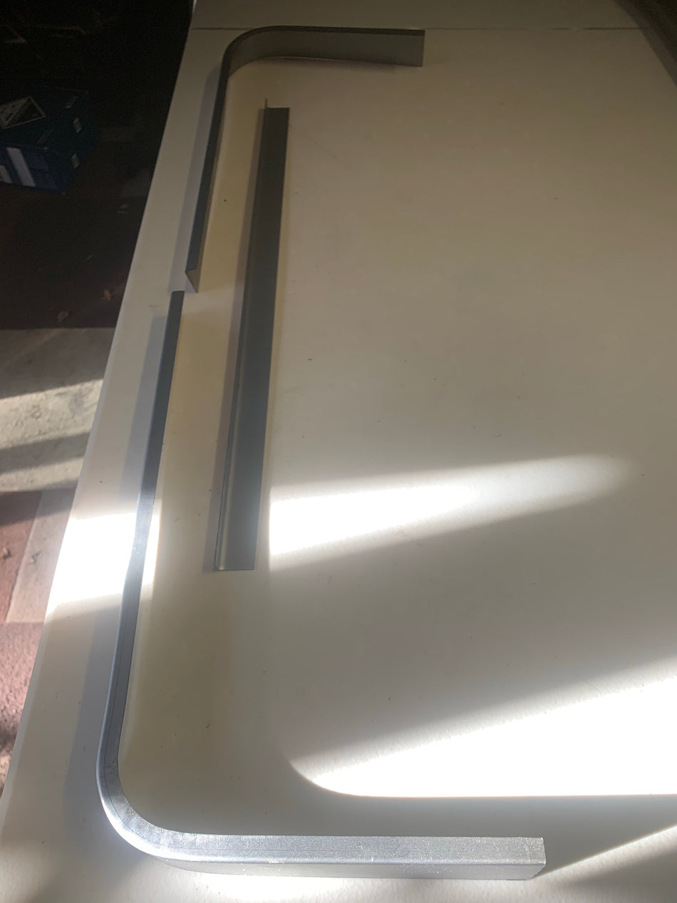 LEFT Side Window Repair, Kombi 1968-79
