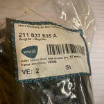 Outer Door Seal, pair, Kombi pre-67