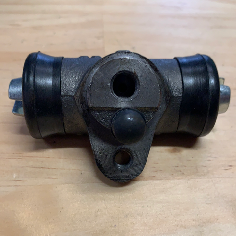 REAR Wheel Cylinder, Type 3 1965-73