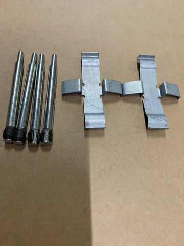 BRAKE PAD FITTING KIT, FRONT - Ghia 1971 to 1973