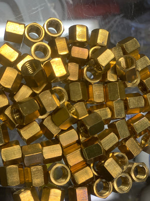 MANIFOLD, BRASS NUTS 11MM - SET OF 8